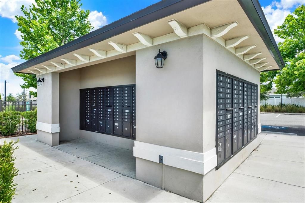 For Sale: $340,000 (4 beds, 2 baths, 1828 Square Feet)