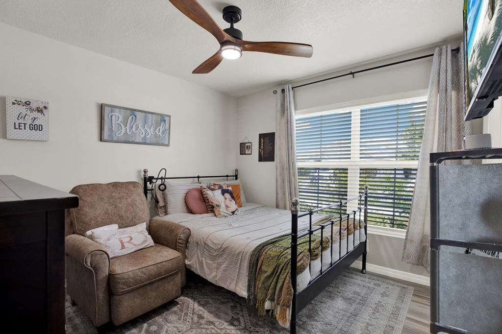 For Sale: $340,000 (4 beds, 2 baths, 1828 Square Feet)