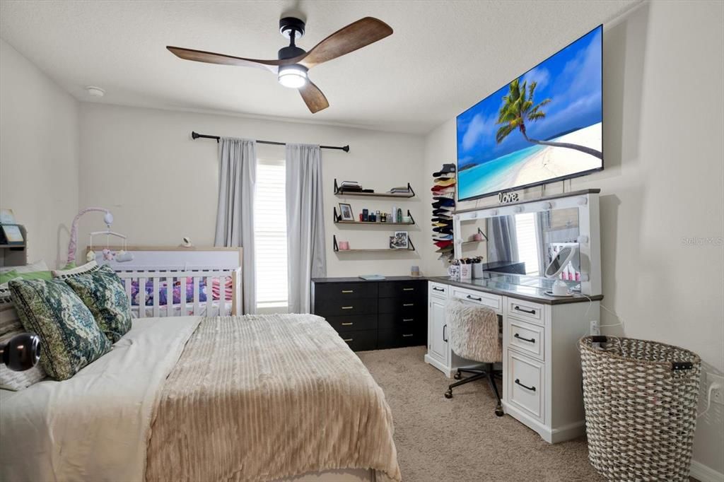 For Sale: $340,000 (4 beds, 2 baths, 1828 Square Feet)