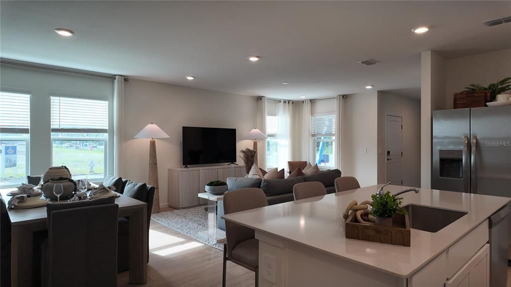 For Sale: $332,000 (4 beds, 2 baths, 2088 Square Feet)