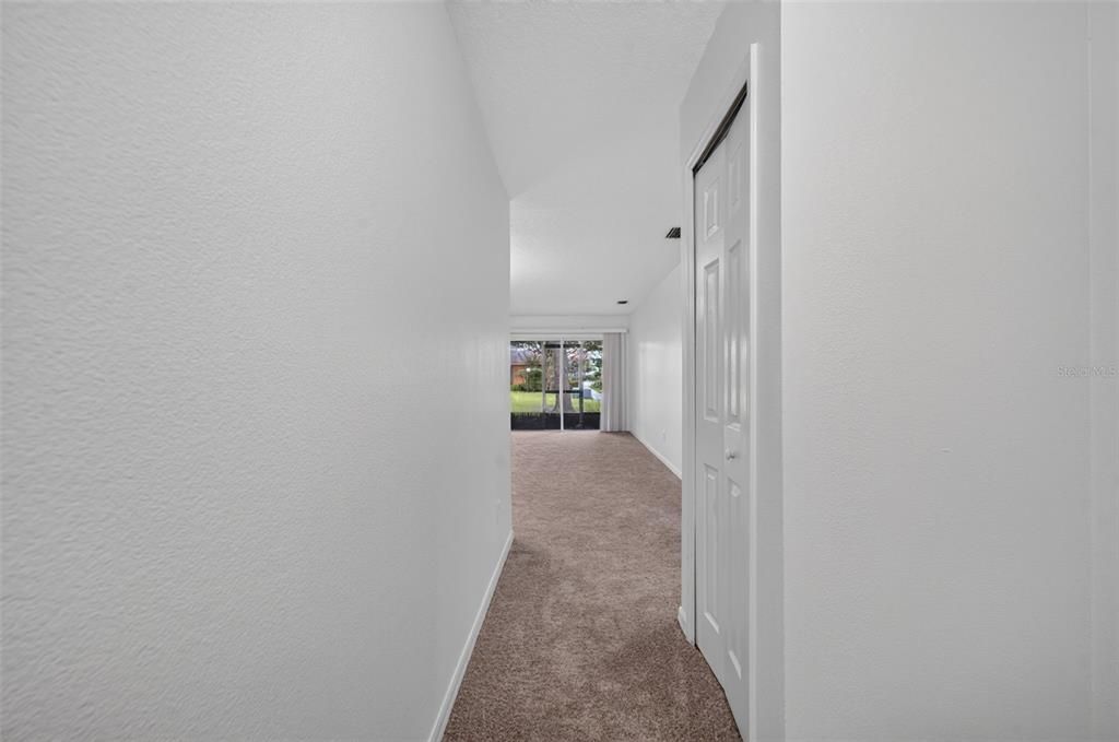 For Rent: $1,600 (2 beds, 2 baths, 1058 Square Feet)