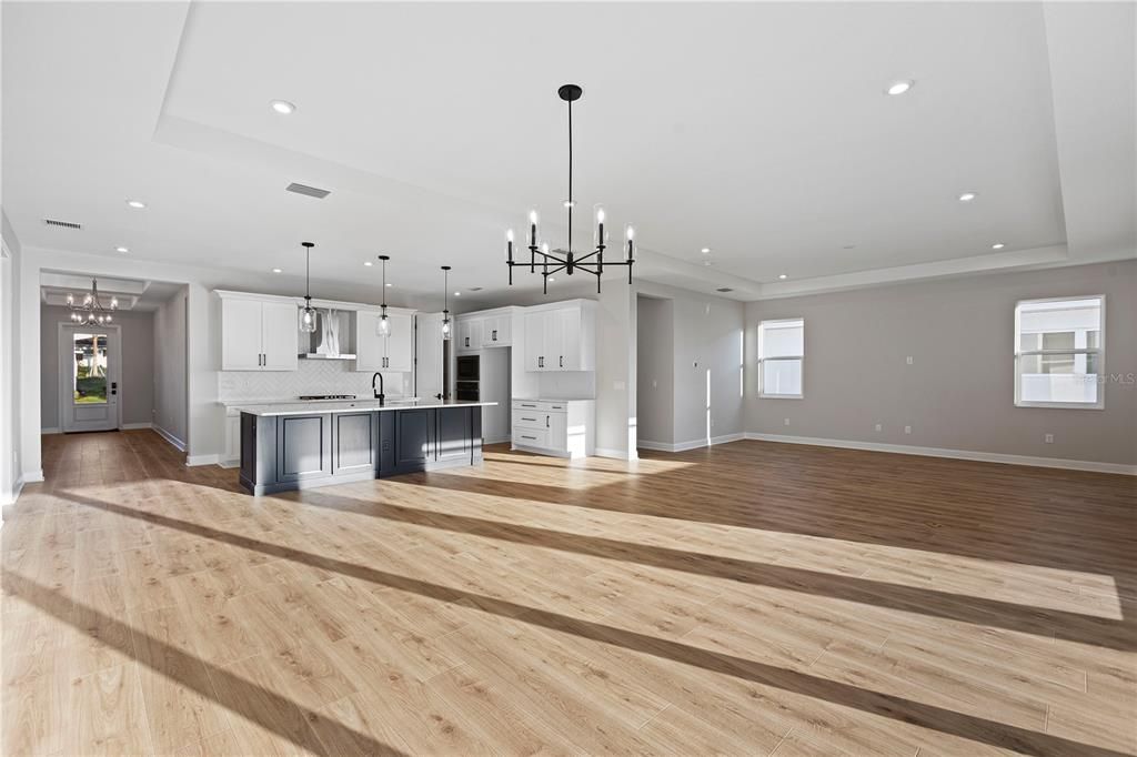 For Sale: $699,990 (3 beds, 3 baths, 2490 Square Feet)