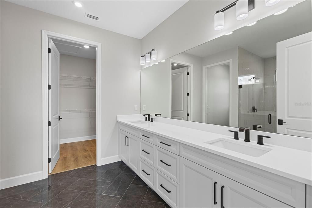 For Sale: $699,990 (3 beds, 3 baths, 2490 Square Feet)