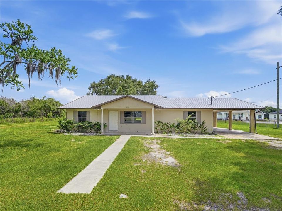 For Sale: $650,000 (3 beds, 2 baths, 1708 Square Feet)
