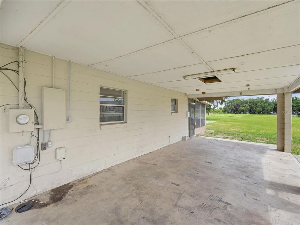 For Sale: $650,000 (3 beds, 2 baths, 1708 Square Feet)