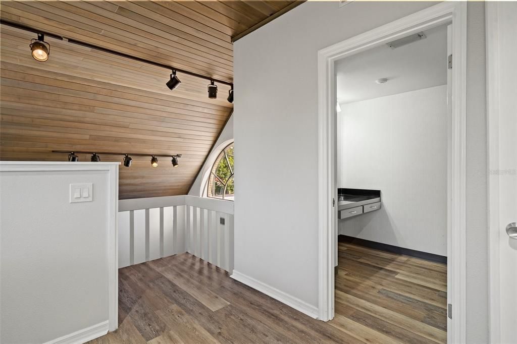 For Sale: $749,900 (0 beds, 0 baths, 3767 Square Feet)