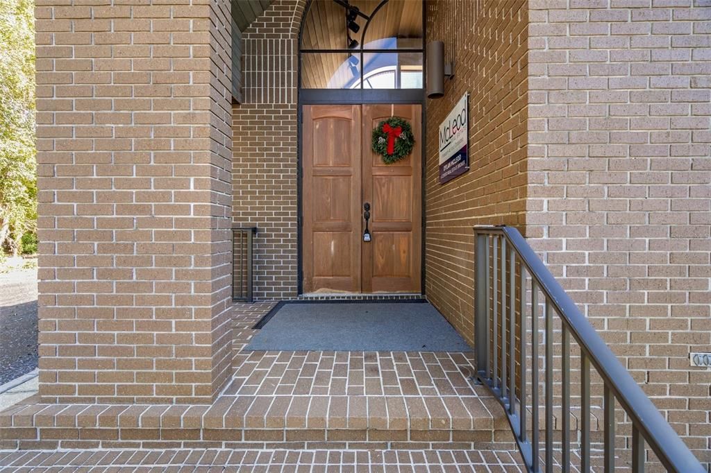 For Sale: $749,900 (0 beds, 0 baths, 3767 Square Feet)