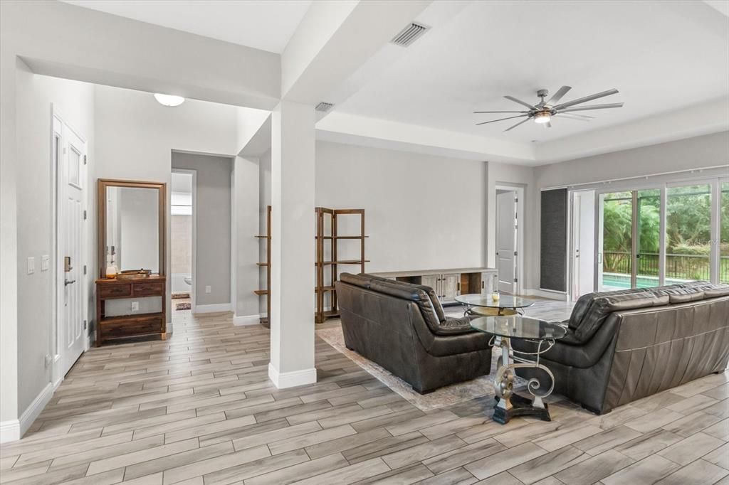 For Sale: $850,000 (4 beds, 3 baths, 2418 Square Feet)