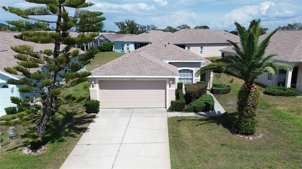 For Sale: $324,900 (2 beds, 2 baths, 1341 Square Feet)