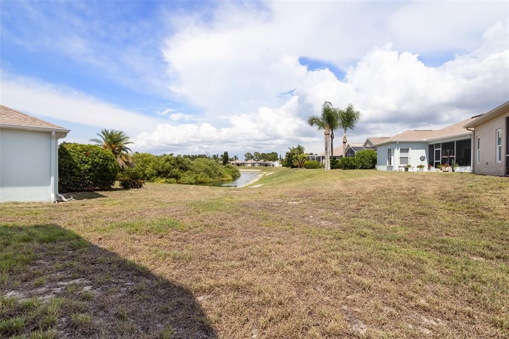 For Sale: $324,900 (2 beds, 2 baths, 1341 Square Feet)