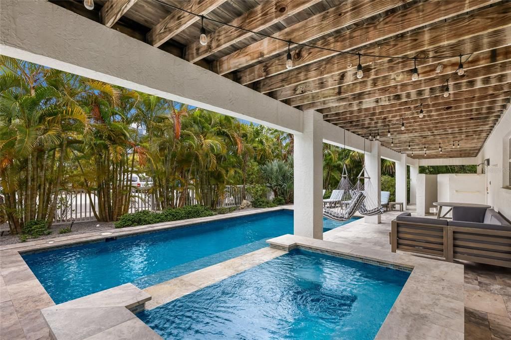 For Sale: $2,325,000 (4 beds, 3 baths, 2686 Square Feet)
