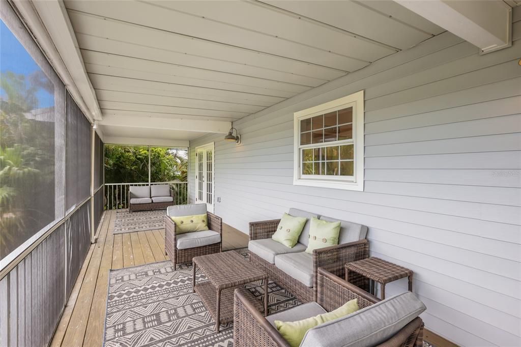 For Sale: $2,325,000 (4 beds, 3 baths, 2686 Square Feet)
