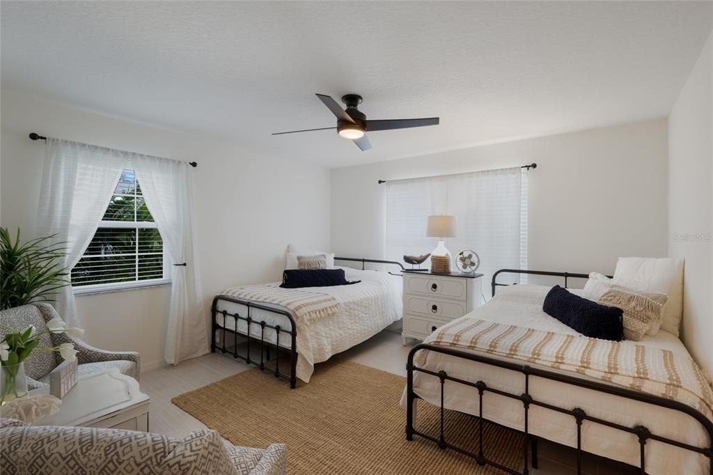 For Sale: $2,325,000 (4 beds, 3 baths, 2686 Square Feet)