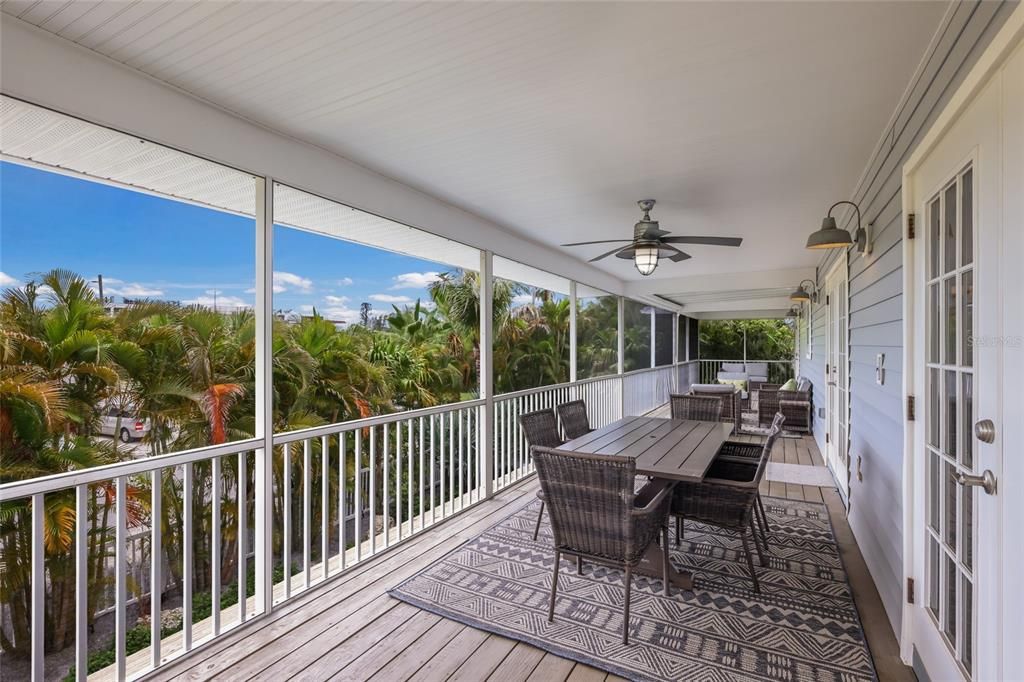 For Sale: $2,325,000 (4 beds, 3 baths, 2686 Square Feet)