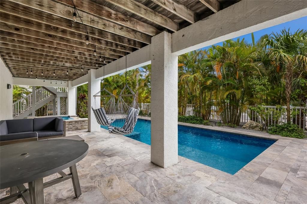 For Sale: $2,325,000 (4 beds, 3 baths, 2686 Square Feet)