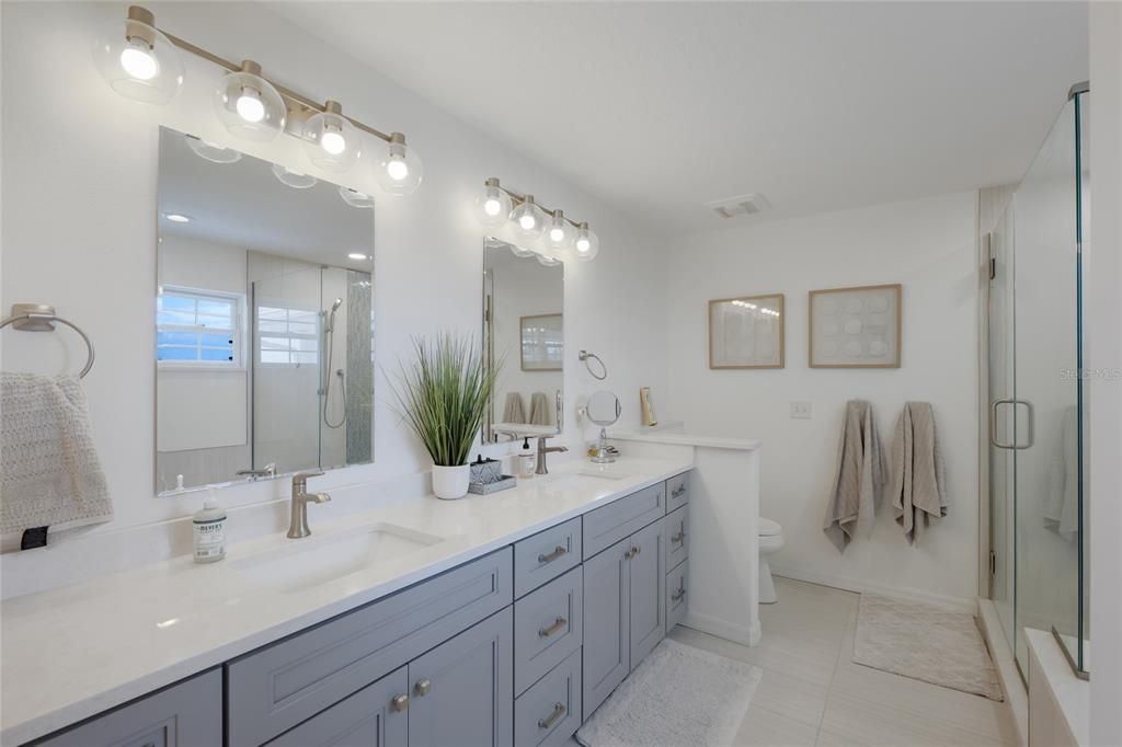 For Sale: $2,325,000 (4 beds, 3 baths, 2686 Square Feet)