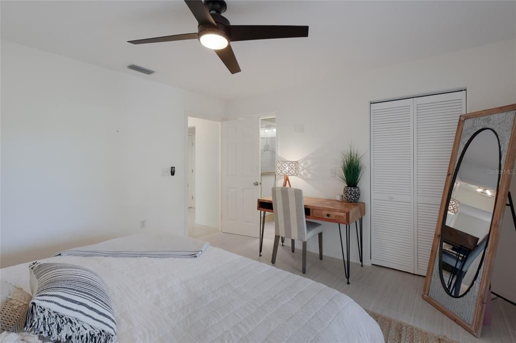 For Sale: $2,325,000 (4 beds, 3 baths, 2686 Square Feet)