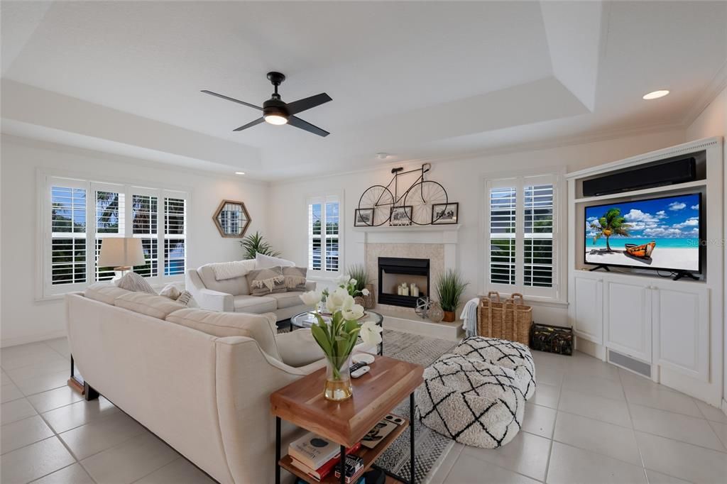 For Sale: $2,325,000 (4 beds, 3 baths, 2686 Square Feet)