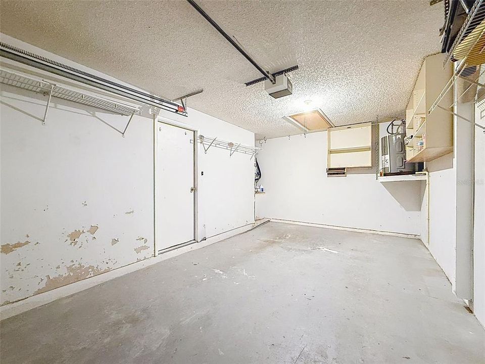 合同活跃: $399,900 (3 贝兹, 2 浴室, 1263 平方英尺)