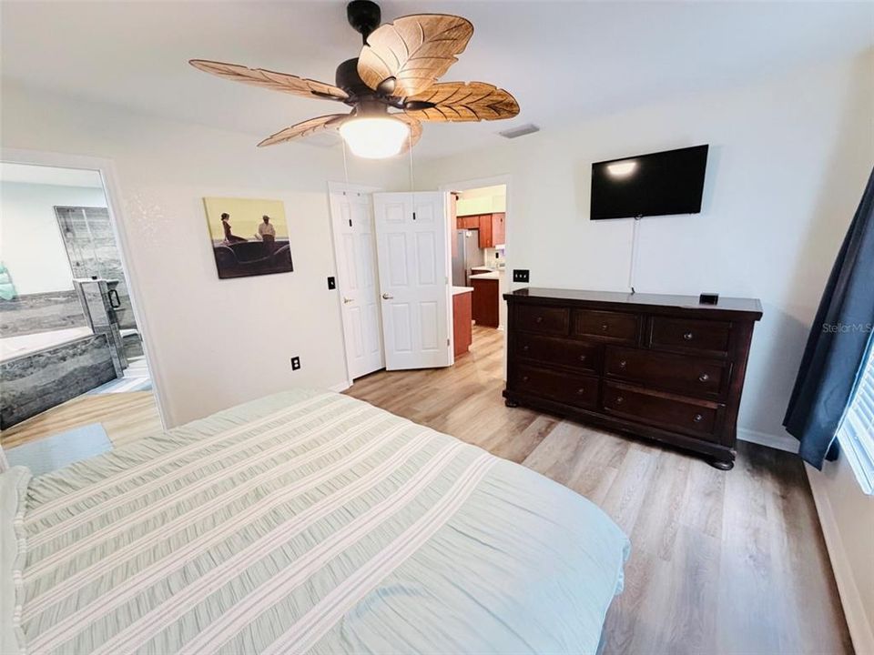 For Rent: $1,995 (3 beds, 2 baths, 1531 Square Feet)