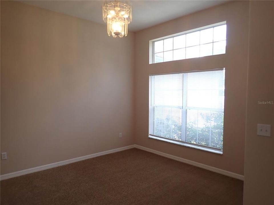 For Rent: $2,900 (3 beds, 2 baths, 2053 Square Feet)
