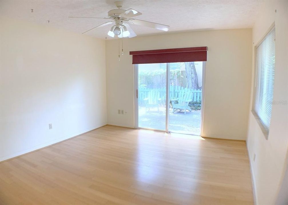 For Rent: $3,000 (3 beds, 2 baths, 1524 Square Feet)