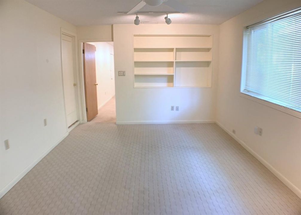 For Rent: $3,000 (3 beds, 2 baths, 1524 Square Feet)