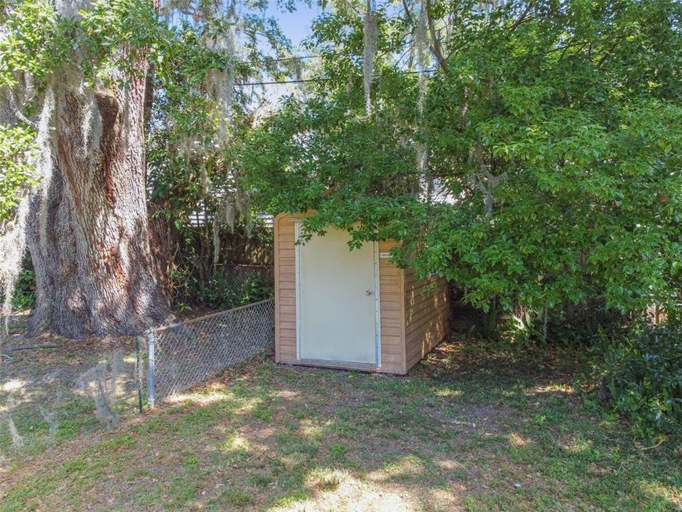 For Rent: $2,800 (4 beds, 2 baths, 1730 Square Feet)
