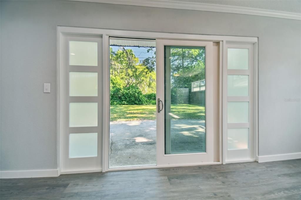 For Rent: $2,800 (4 beds, 2 baths, 1730 Square Feet)