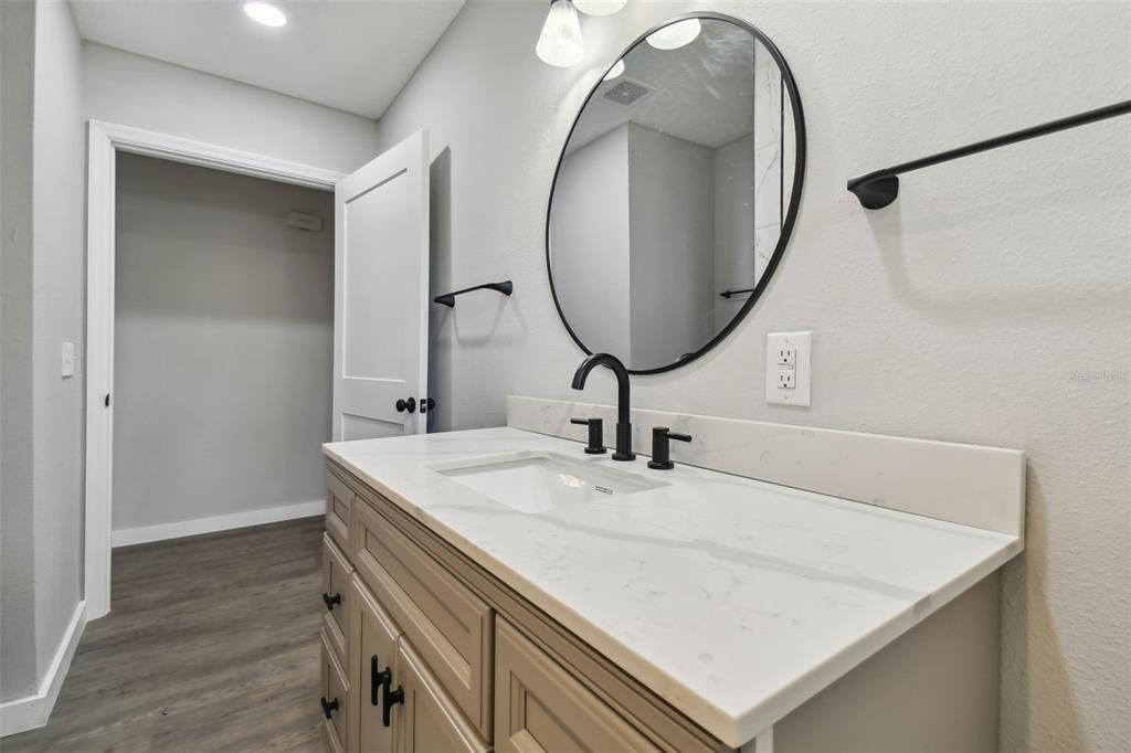 For Rent: $2,800 (4 beds, 2 baths, 1730 Square Feet)