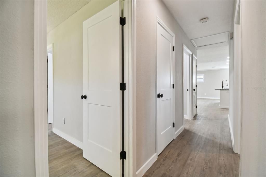 For Rent: $2,800 (4 beds, 2 baths, 1730 Square Feet)