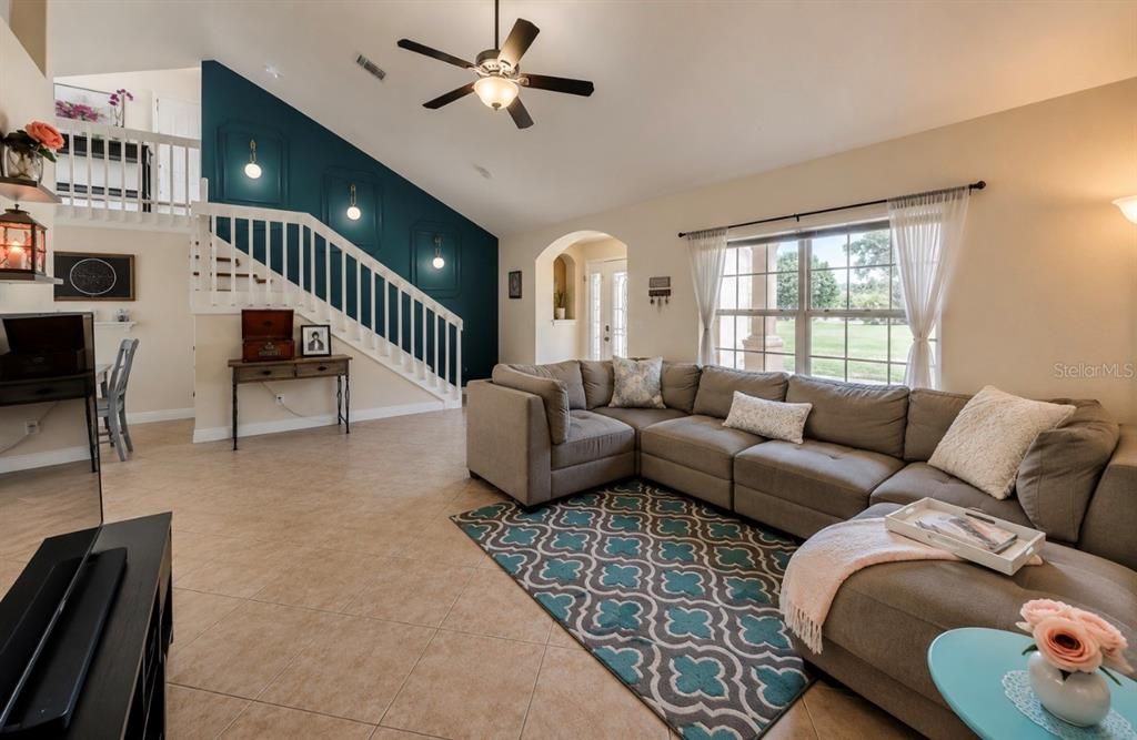 For Sale: $499,000 (3 beds, 2 baths, 1614 Square Feet)