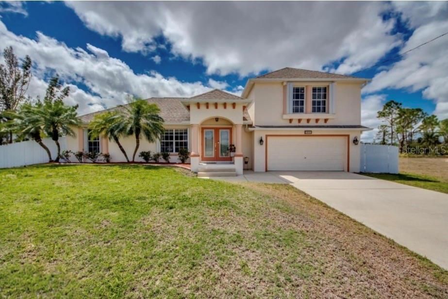 For Sale: $499,000 (3 beds, 2 baths, 1614 Square Feet)