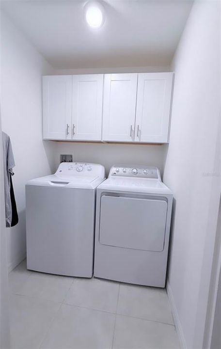 На продажу: $319,900 (3 спален, 2 ванн, 1634 Квадратных фут)