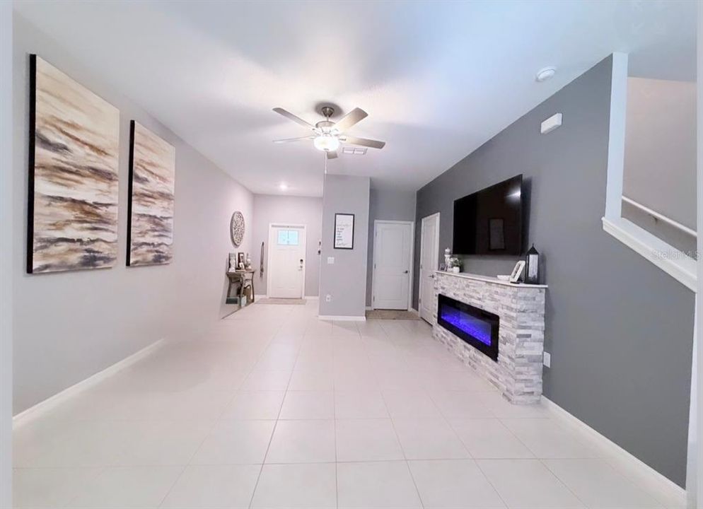 На продажу: $319,900 (3 спален, 2 ванн, 1634 Квадратных фут)
