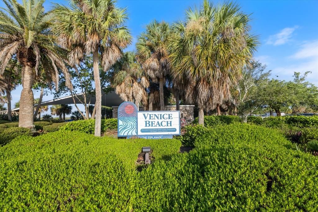 For Sale: $489,000 (2 beds, 1 baths, 1253 Square Feet)