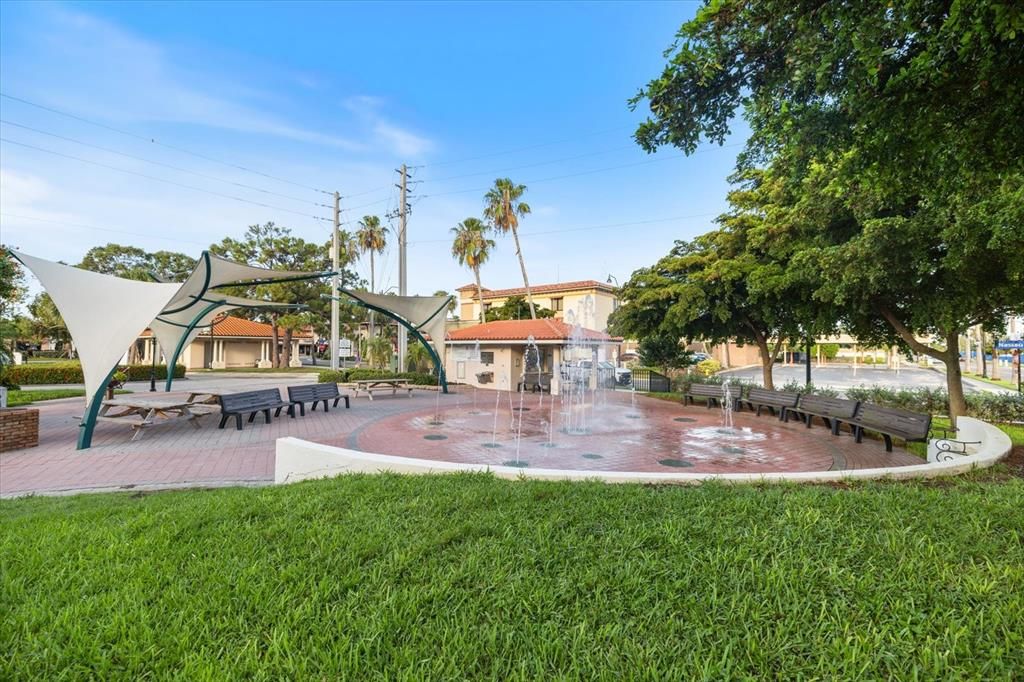 For Sale: $489,000 (2 beds, 1 baths, 1253 Square Feet)