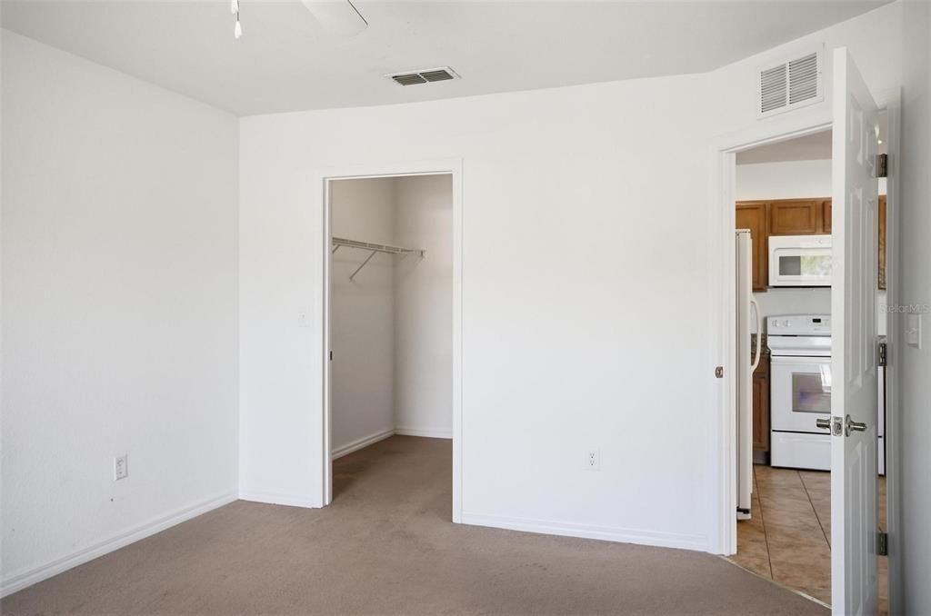 For Rent: $1,495 (2 beds, 2 baths, 1035 Square Feet)