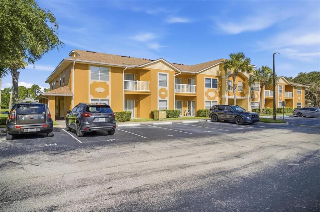 For Rent: $1,495 (2 beds, 2 baths, 1035 Square Feet)