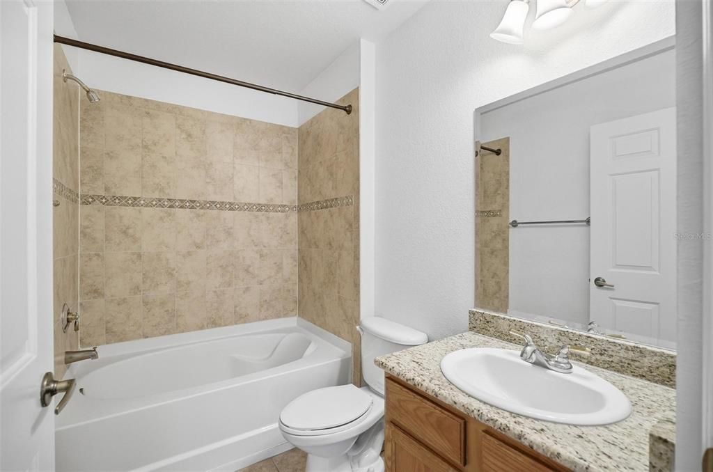 For Rent: $1,495 (2 beds, 2 baths, 1035 Square Feet)
