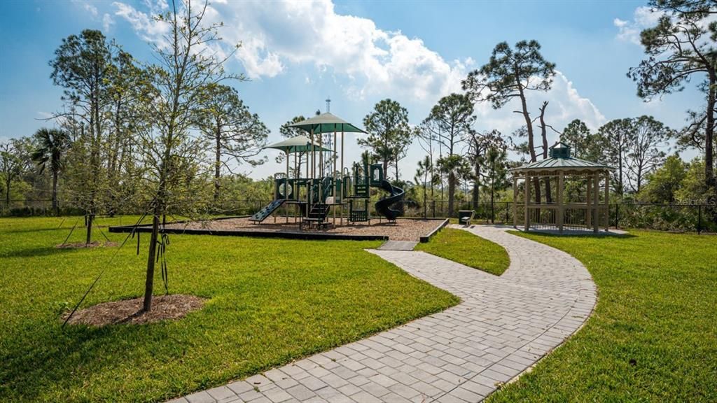 For Sale: $455,000 (3 beds, 2 baths, 1681 Square Feet)