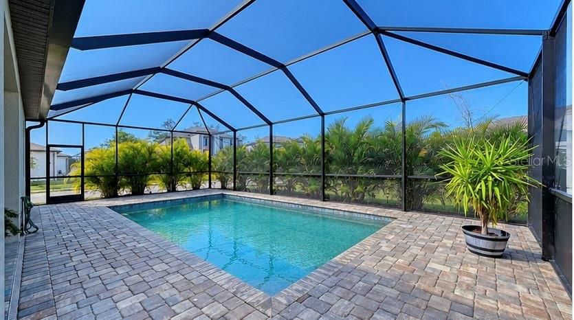 For Sale: $455,000 (3 beds, 2 baths, 1681 Square Feet)