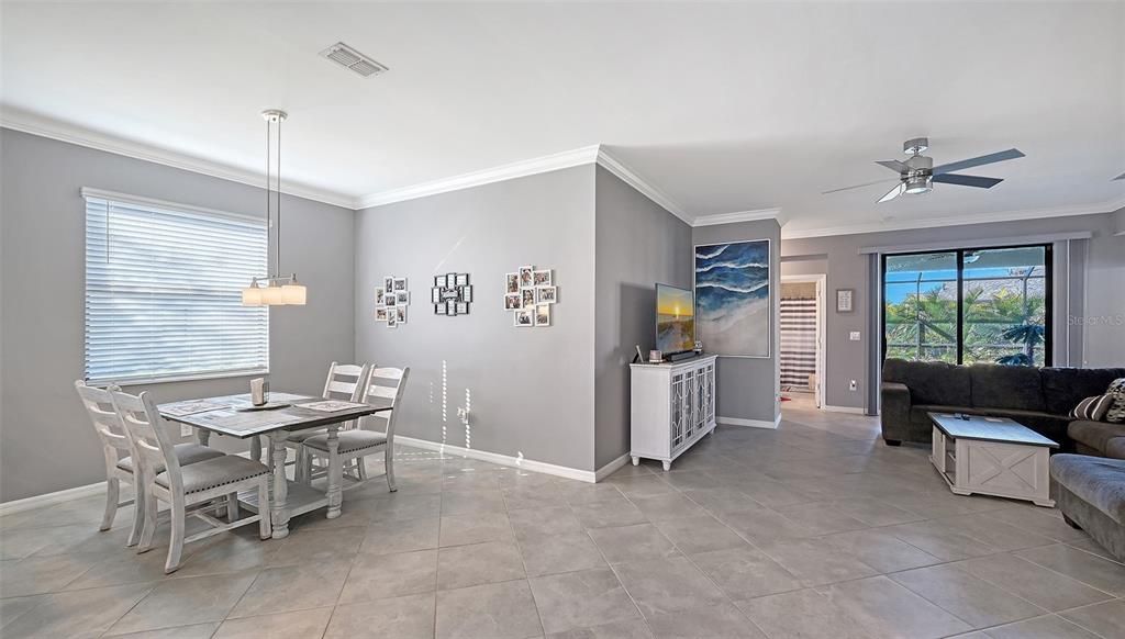 For Sale: $455,000 (3 beds, 2 baths, 1681 Square Feet)