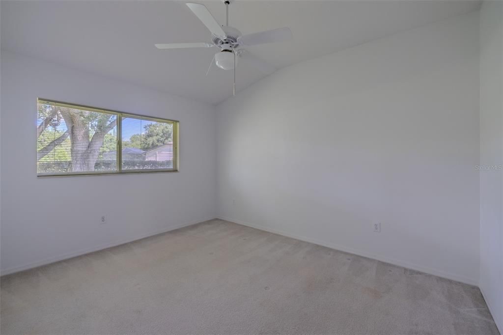 En Venta: $715,000 (4 camas, 2 baños, 2769 Pies cuadrados)