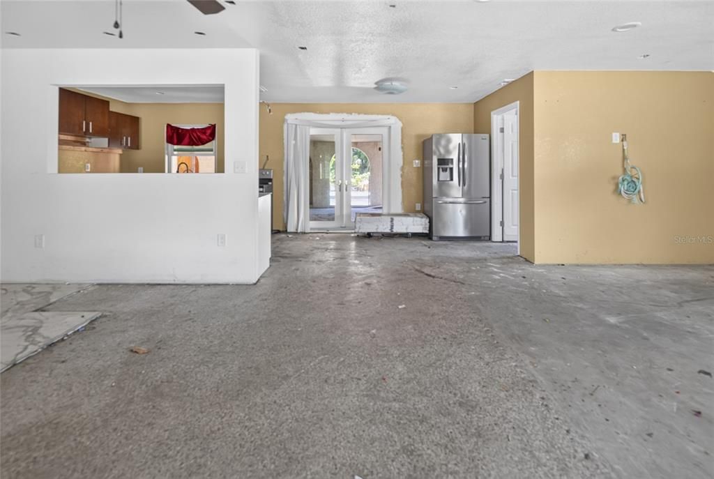 Activo con contrato: $309,900 (2 camas, 2 baños, 1386 Pies cuadrados)