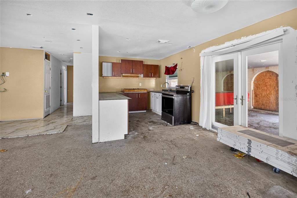 Activo con contrato: $309,900 (2 camas, 2 baños, 1386 Pies cuadrados)