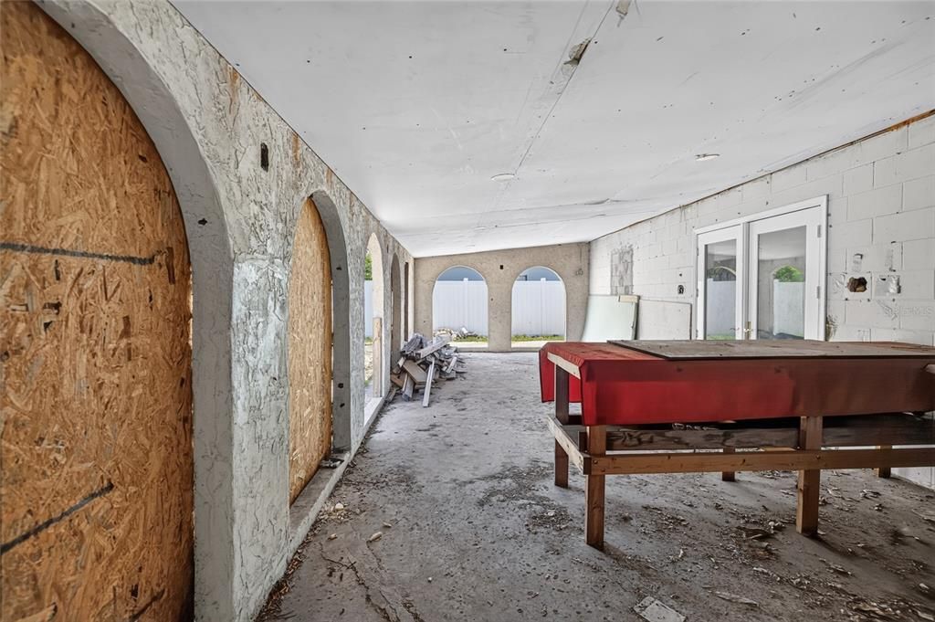 Activo con contrato: $309,900 (2 camas, 2 baños, 1386 Pies cuadrados)