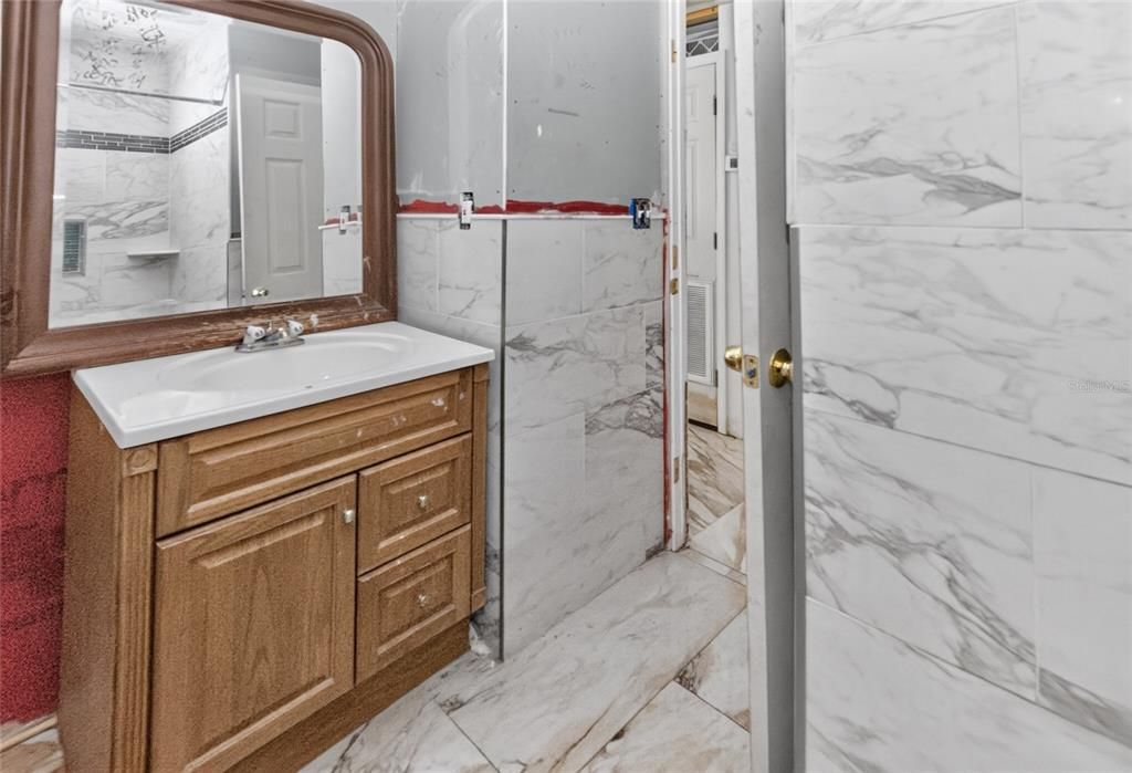 Activo con contrato: $309,900 (2 camas, 2 baños, 1386 Pies cuadrados)