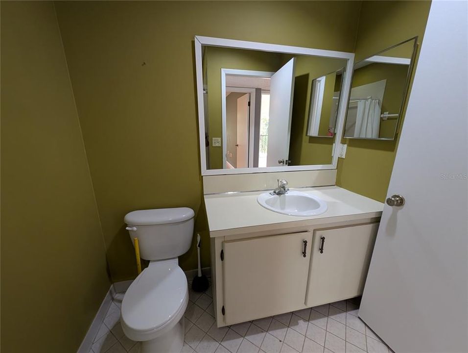 For Rent: $1,750 (2 beds, 2 baths, 953 Square Feet)