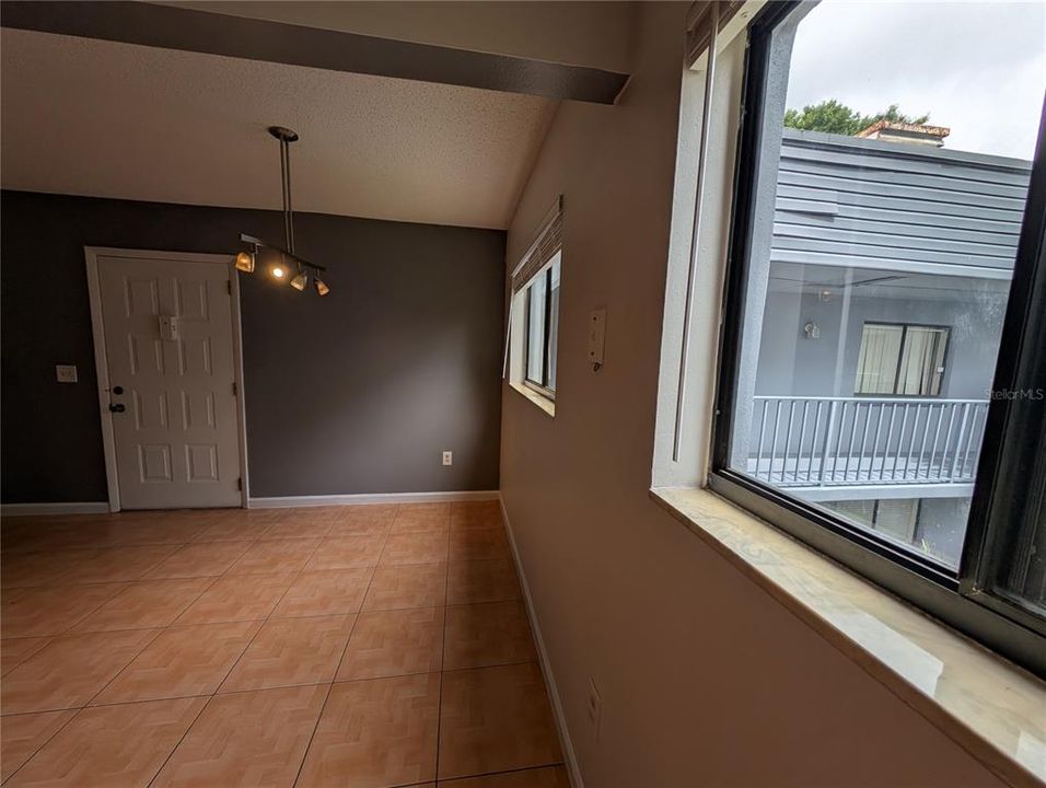 For Rent: $1,750 (2 beds, 2 baths, 953 Square Feet)